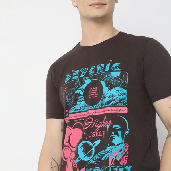 Regular Fit Graphic T-Shirt - Image 4