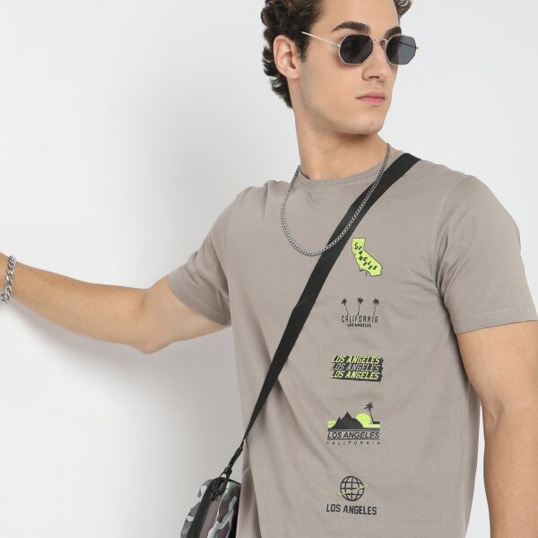 Regular Fit Graphic T-Shirt - Image 4