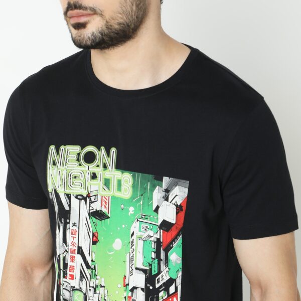 Regular Fit Graphic T-Shirt - Image 4