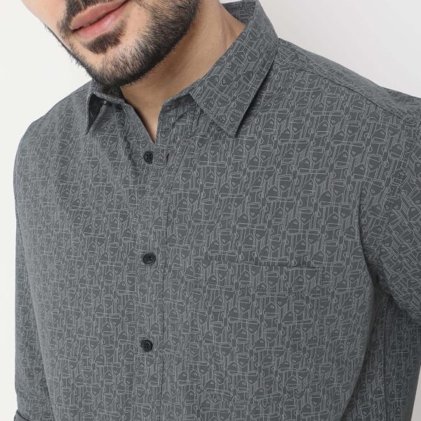 Geometric Print Impression Shirt - Image 4