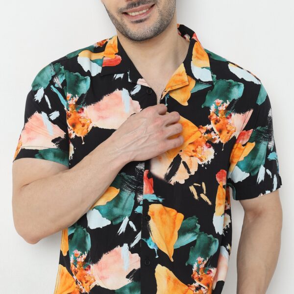 Regular Fit Printed Shirt - Image 4