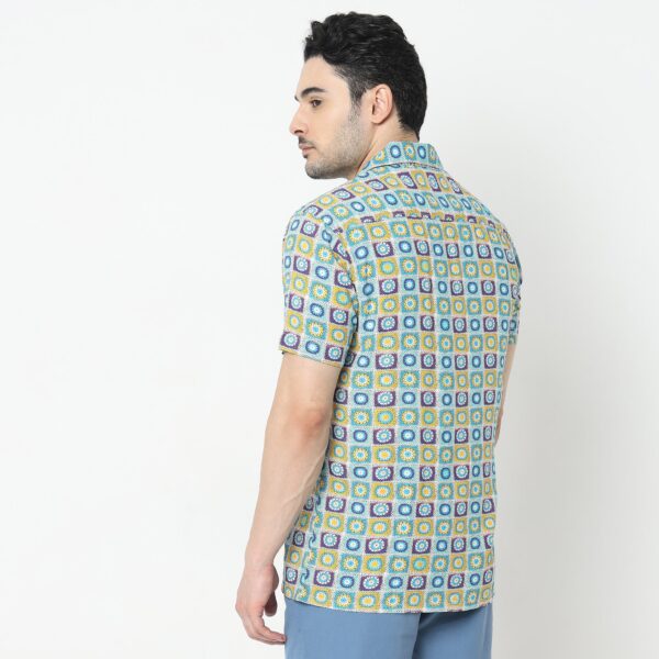 Regular Fit Printed Shirt - Image 18