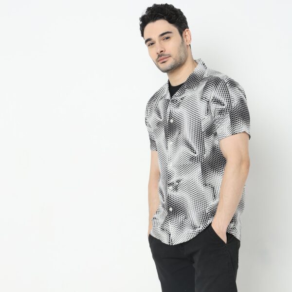 Regular Fit Printed Shirt - Image 30