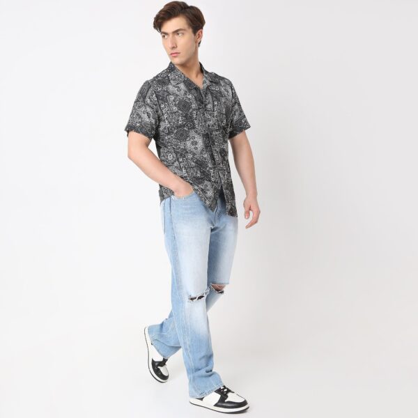 Regular Fit Printed Shirt - Image 31