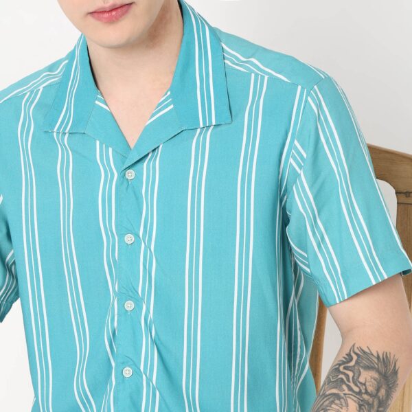 Regular Fit Printed Shirt - Image 4