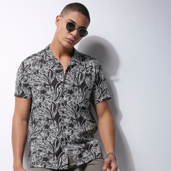 Regular Fit Printed Shirt - Image 22