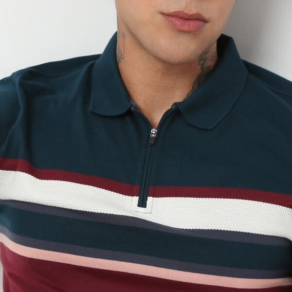 Weekend Polo™ - Exclusive Jacquard Stripes Pattern Zip Neck Regular Fit Polo T-Shirt - Image 4