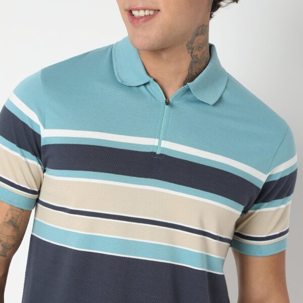 Weekend Polo™ - Exclusive Jacquard Stripes Pattern Zip Neck Regular Fit Polo T-Shirt - Image 4