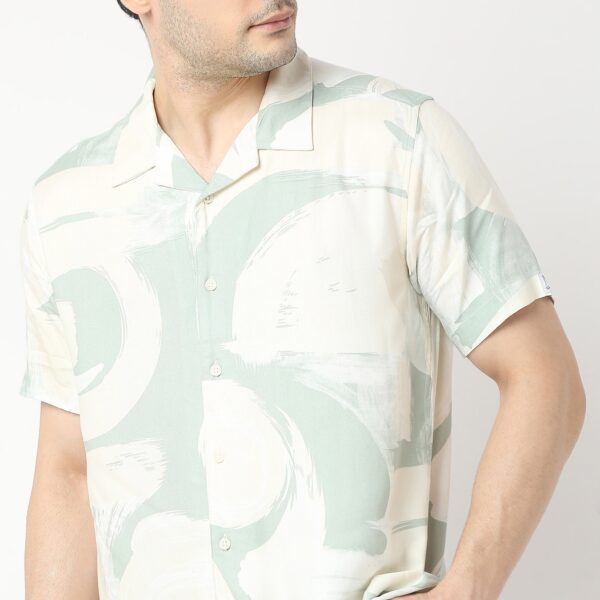 Retreat™ Shirts - 100% Rayon Regular Fit Printed Cuban Collar Shirt - Image 4