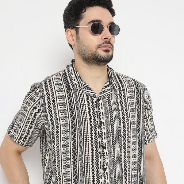 Retreat™ Shirts - Printed Pattern Rich Fabric - Trendy Cuban Collar - Regular Fit Shirt - Image 4