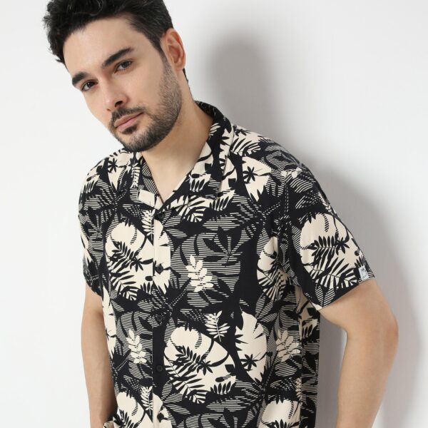 Retreat™ Shirts - Printed Pattern Rich Fabric - Trendy Cuban Collar - Regular Fit Shirt - Image 4