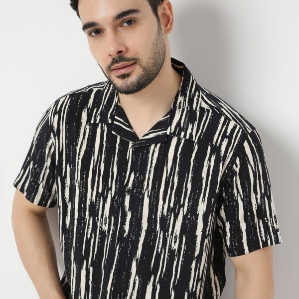 Retreat™ Shirts - Printed Pattern Rich Fabric - Trendy Cuban Collar - Regular Fit Shirt - Image 4