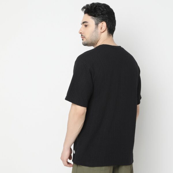 Trendy Oversized Structured T-Shirt - Image 3